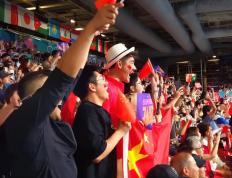 IM体育官方网站-关于球队士气高昂，胜利在望，球迷欢呼的信息