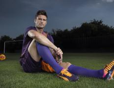 IM体育注册链接-赛道与球场，勇士碾压雷霆，F1街道赛的跨界启示