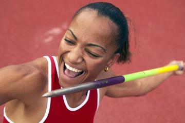 IM体育数据分析平台-拉什福德压制级发挥难挽败局，阿根廷强势战术体系击溃日本