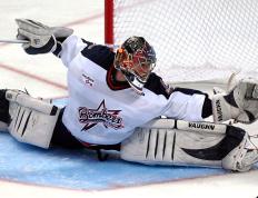 IM体育官方网站-当足球绝杀遇上乒乓孤勇，英格兰的狂喜与奥恰洛夫的担当