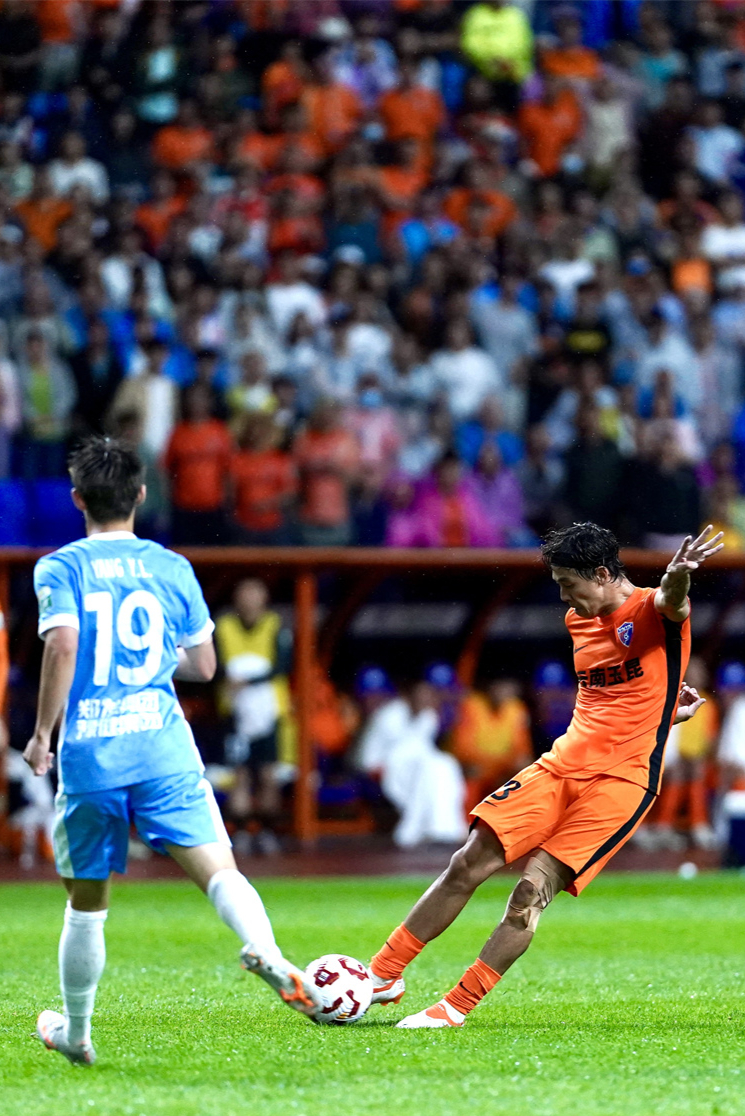 IM体育平台-关于非洲足球锦标赛半决赛场面激烈，谁能脱颖而出的信息