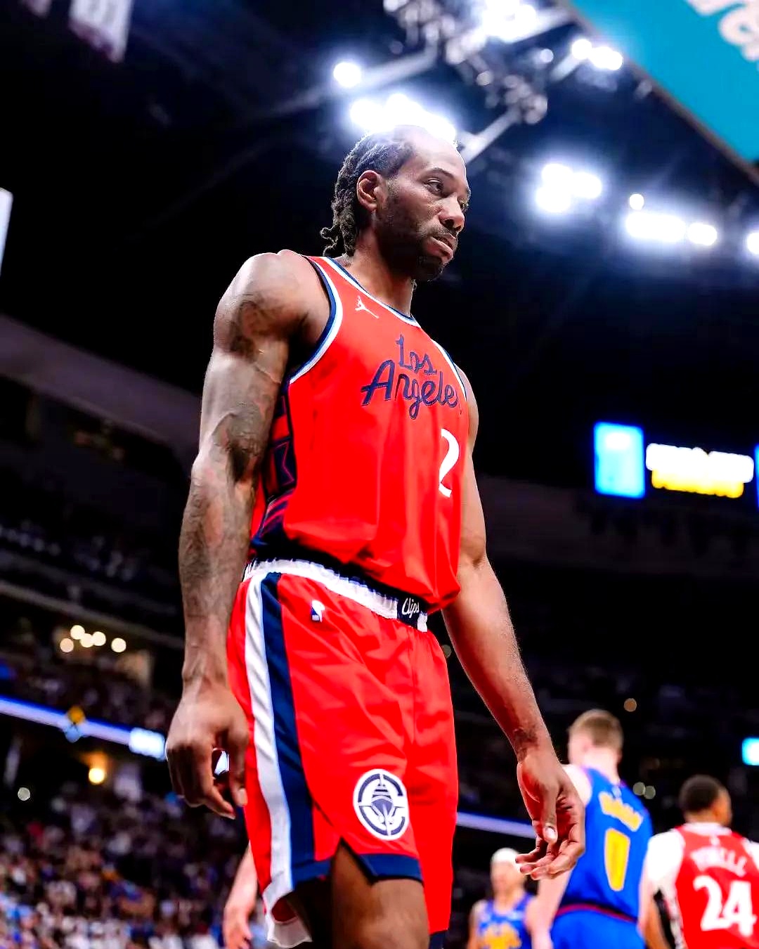 IM体育app-关于快船大比分取胜雷霆，莱昂纳德神奇表现惊艳球迷的信息