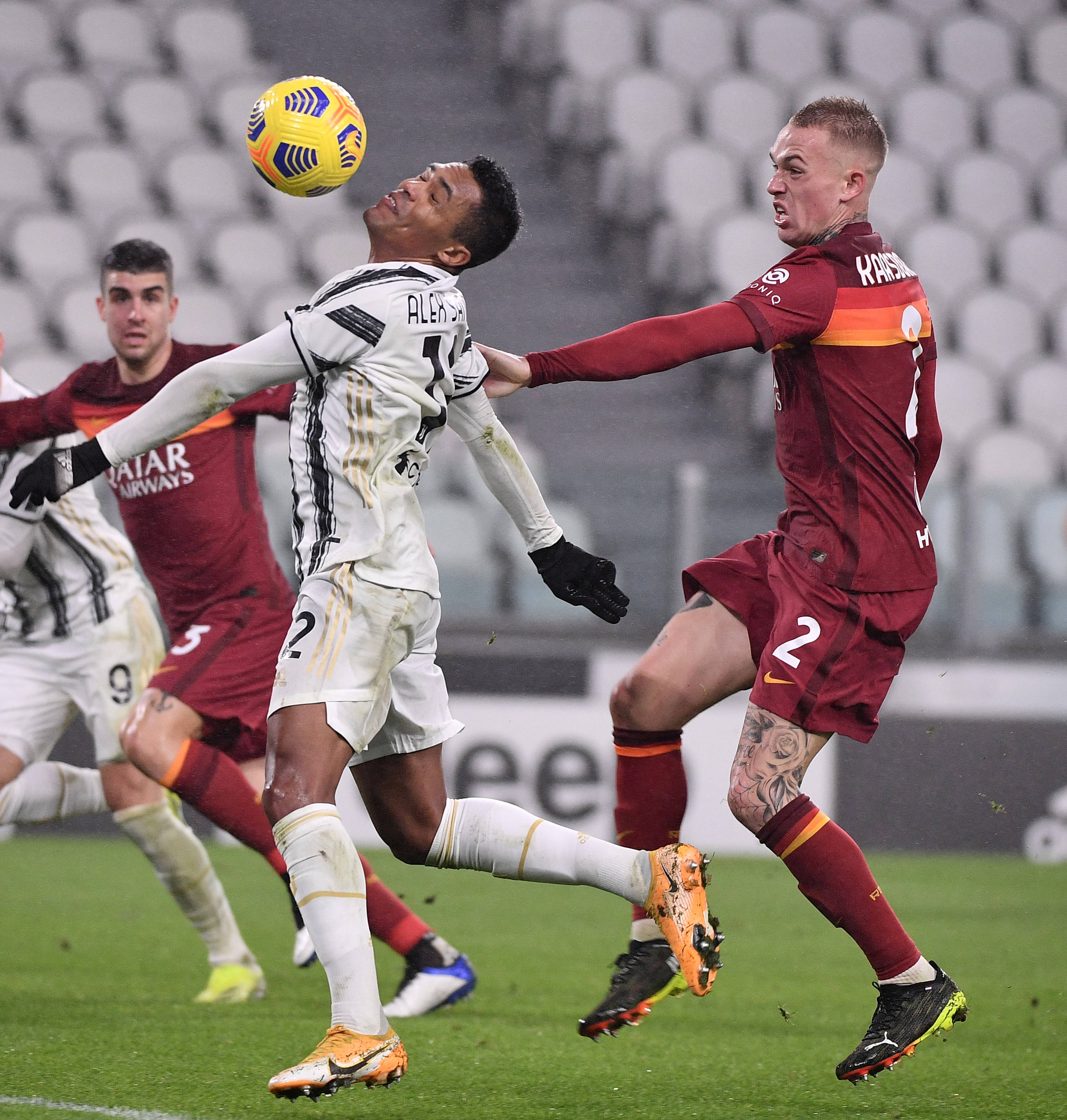 IM体育在线注册-尤文图斯主场大胜,欧冠强赛场等候中的简单介绍