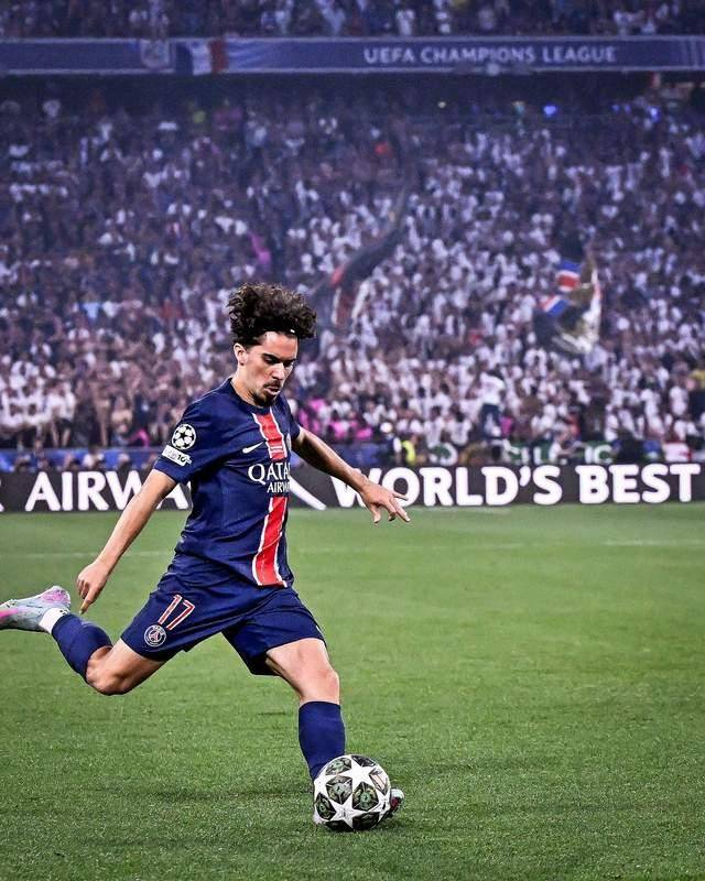 IM体育app-关于里尔客场战胜尼斯，领跑法甲冠军争夺的信息