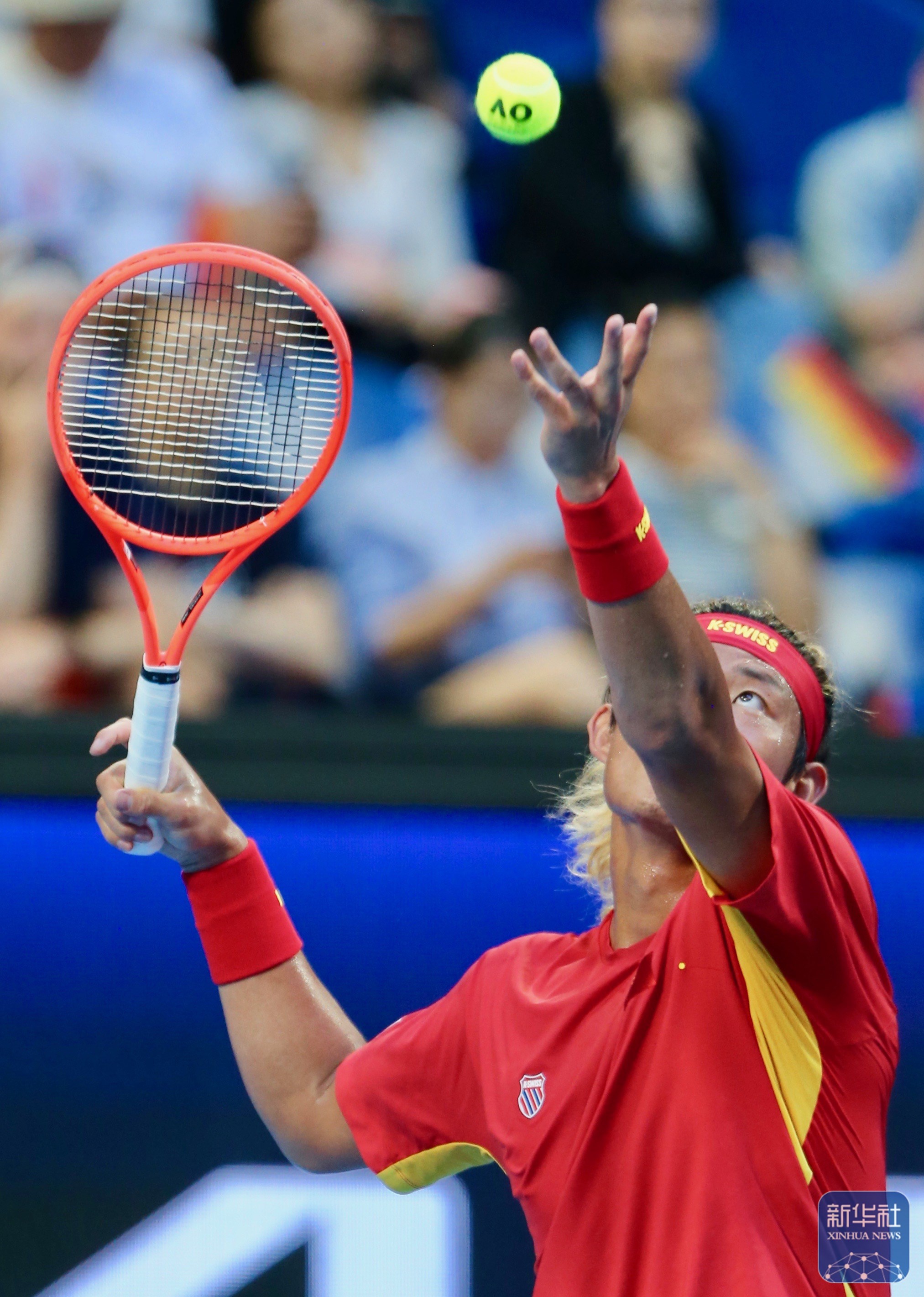 IM体育-温网险胜澳网,兹维列夫状态火热的简单介绍